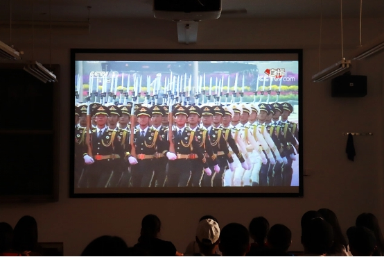 365英国上市公司