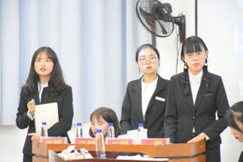 365英国上市公司