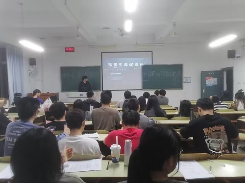 365英国上市公司