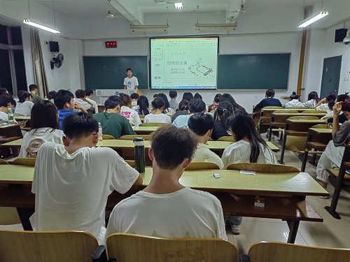 365英国上市公司