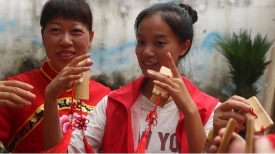 365英国上市公司