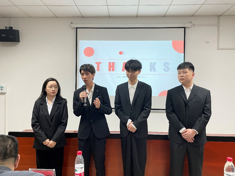 365英国上市公司