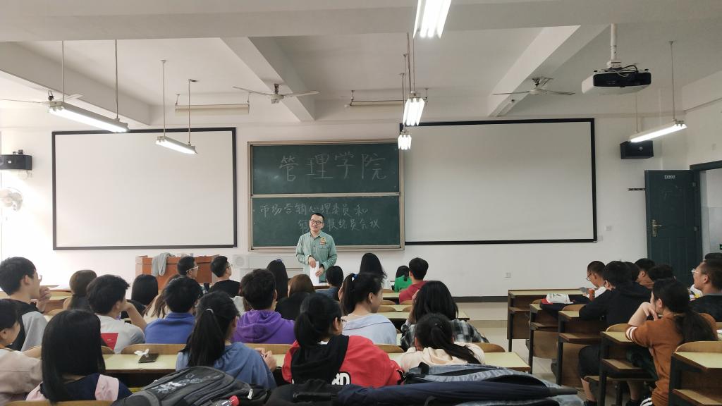 365英国上市公司