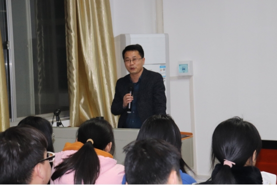 365英国上市公司