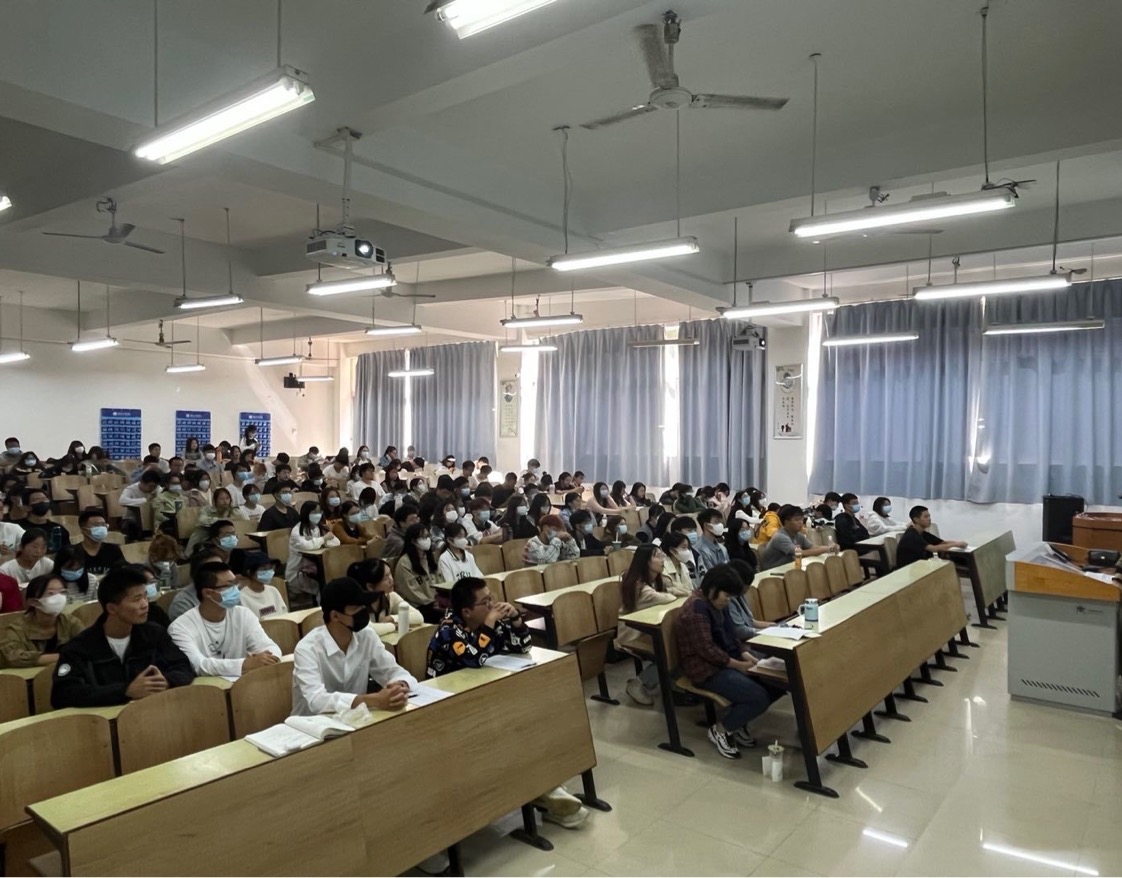 365英国上市公司