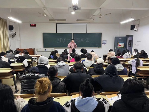 365英国上市公司