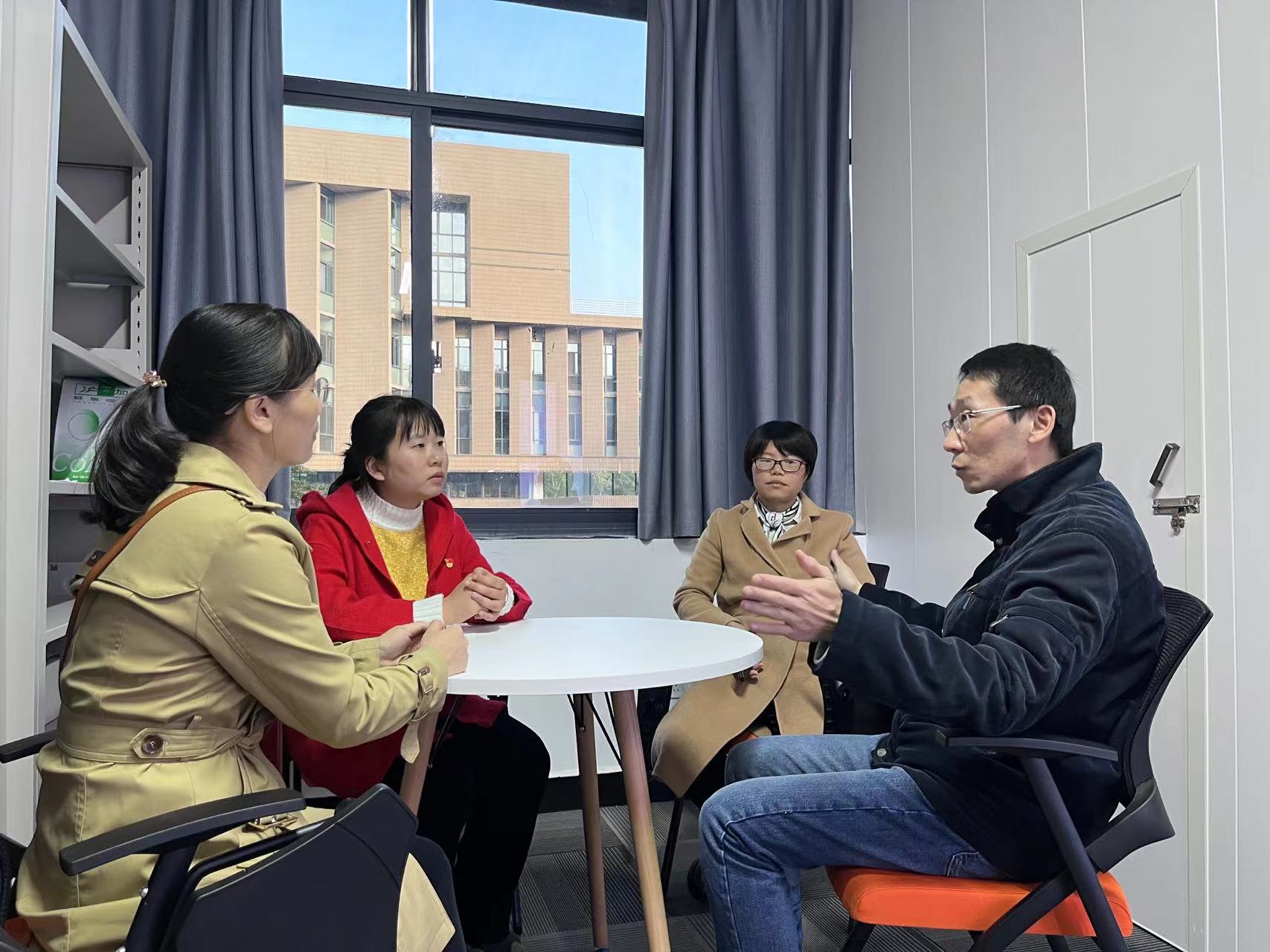 3.jpg 365英国上市公司