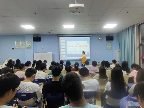 365英国上市公司