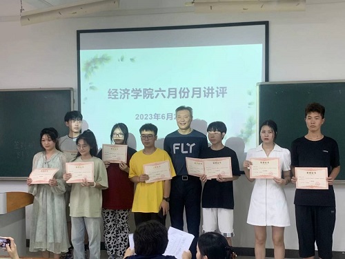 365英国上市公司