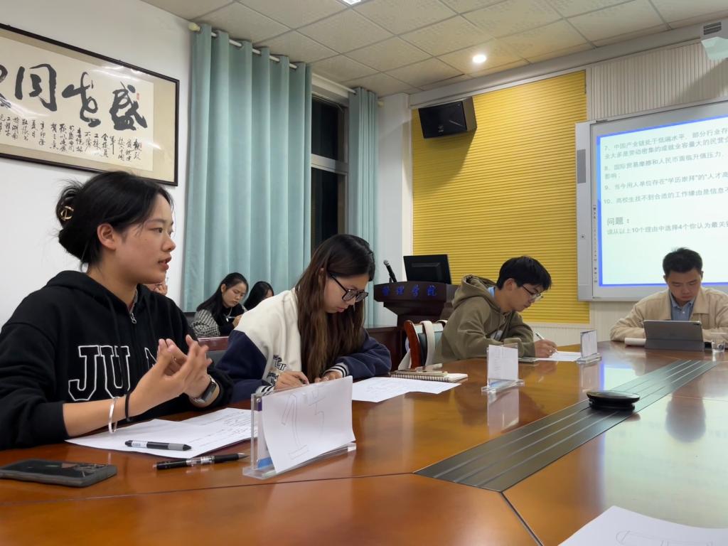 365英国上市公司