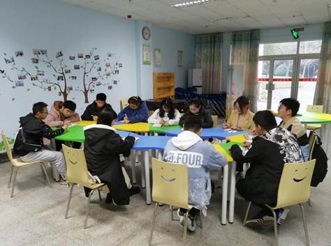 365英国上市公司