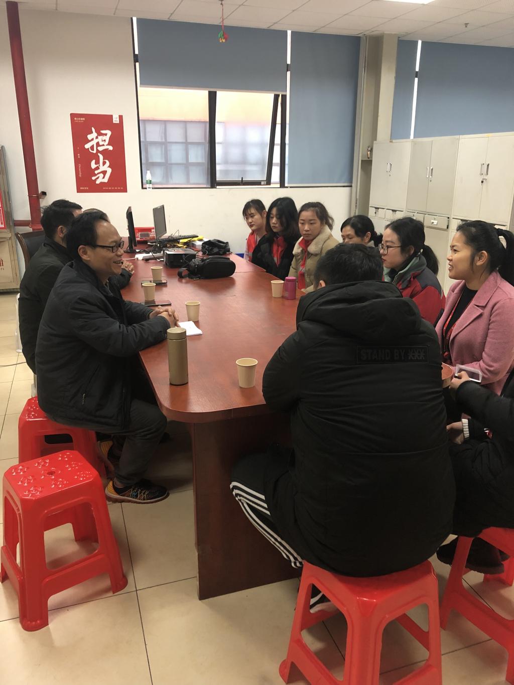 365英国上市公司