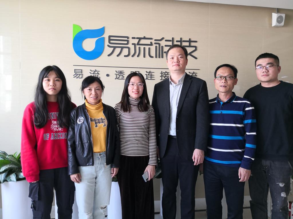 365英国上市公司