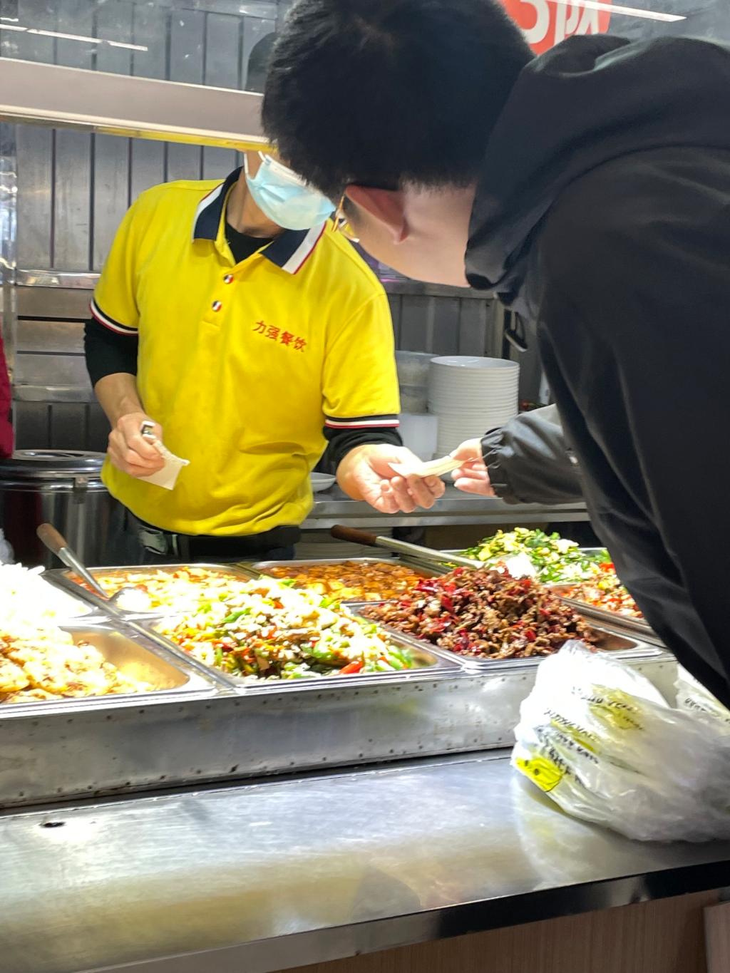 365英国上市公司