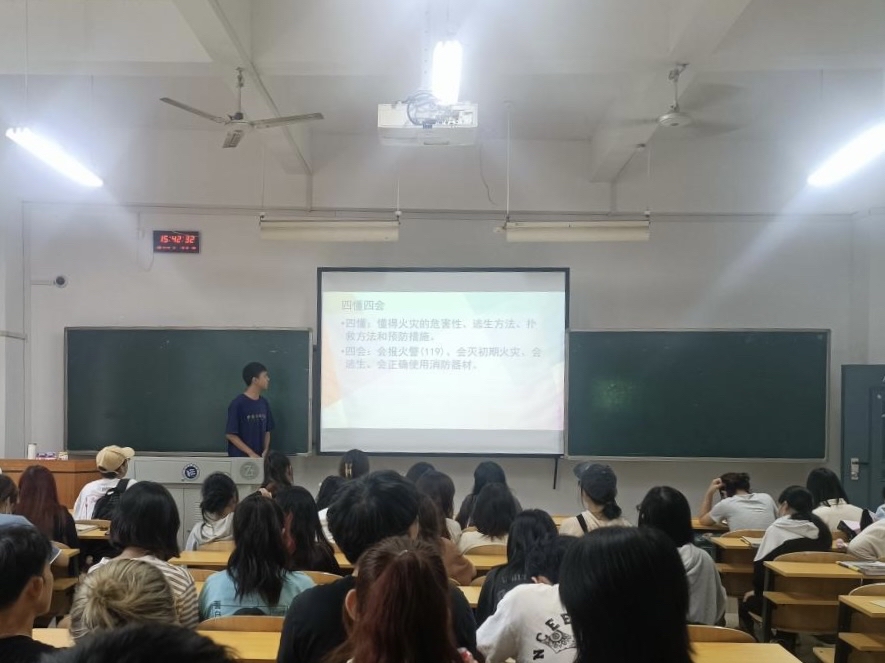 365英国上市公司