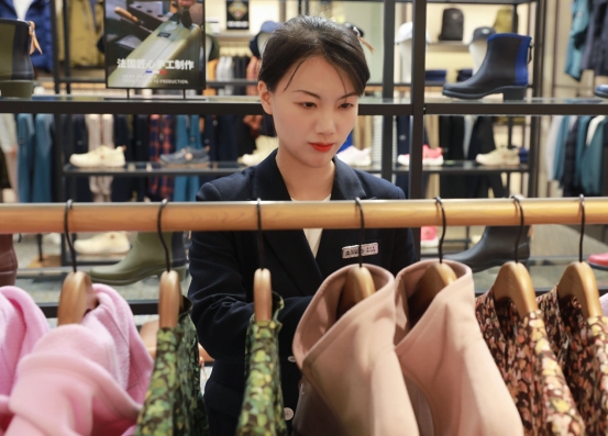 365英国上市公司