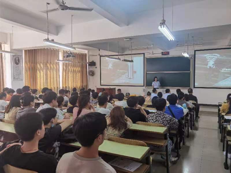 365英国上市公司