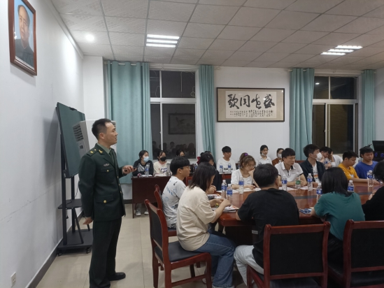 365英国上市公司