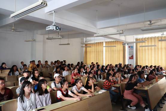 365英国上市公司