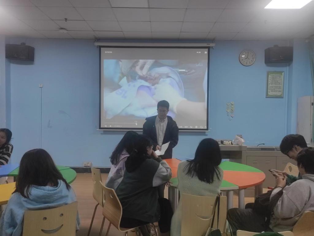 365英国上市公司