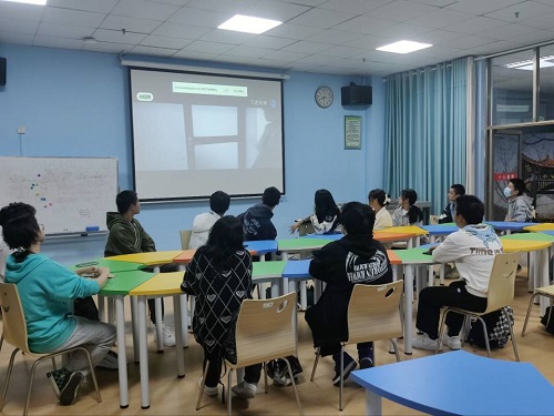 365英国上市公司