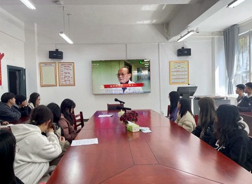 365英国上市公司