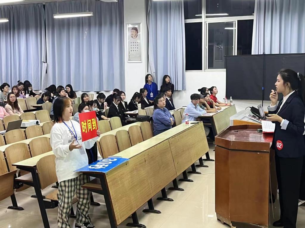 365英国上市公司