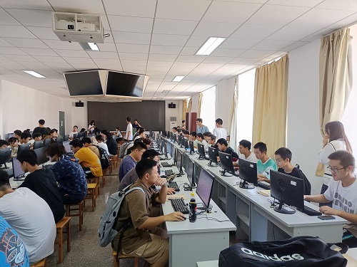 365英国上市公司