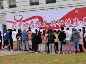 365英国上市公司