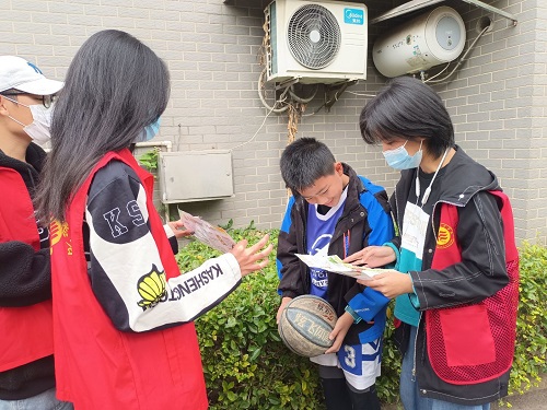 365英国上市公司