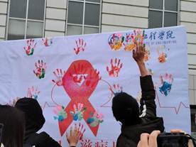 365英国上市公司