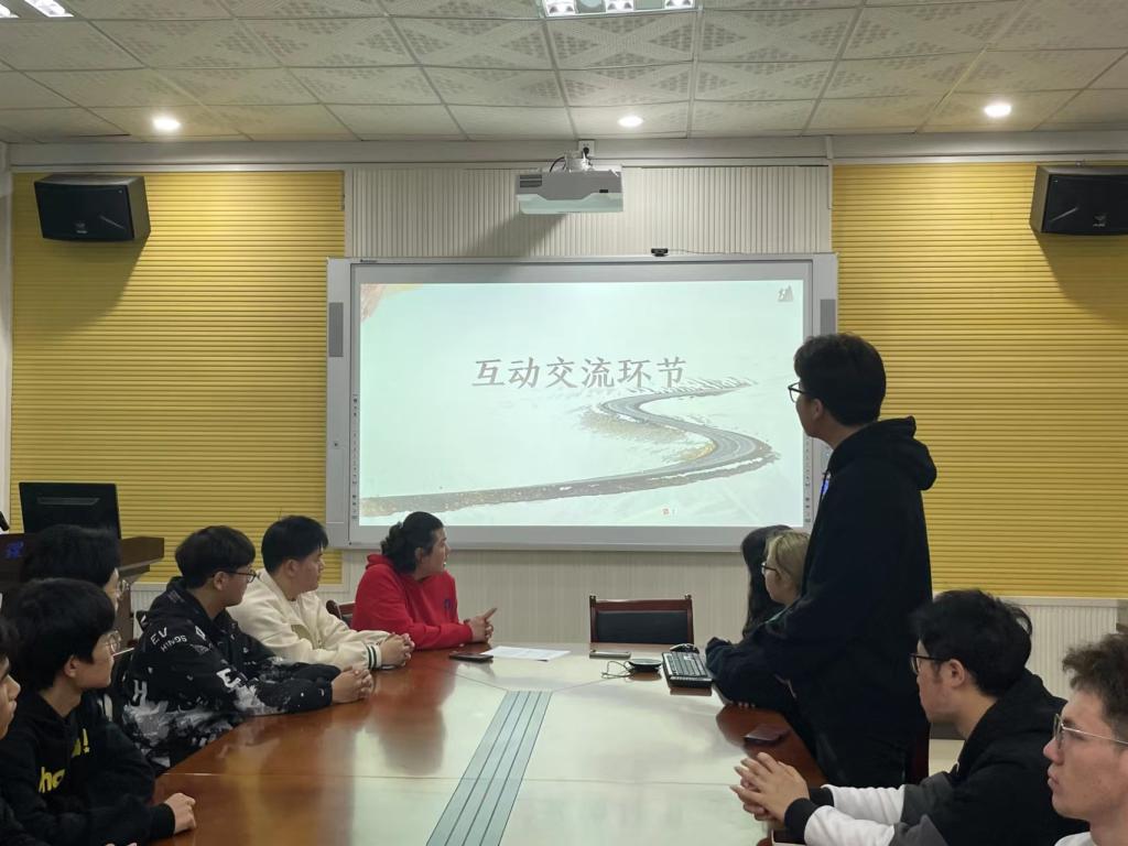 365英国上市公司