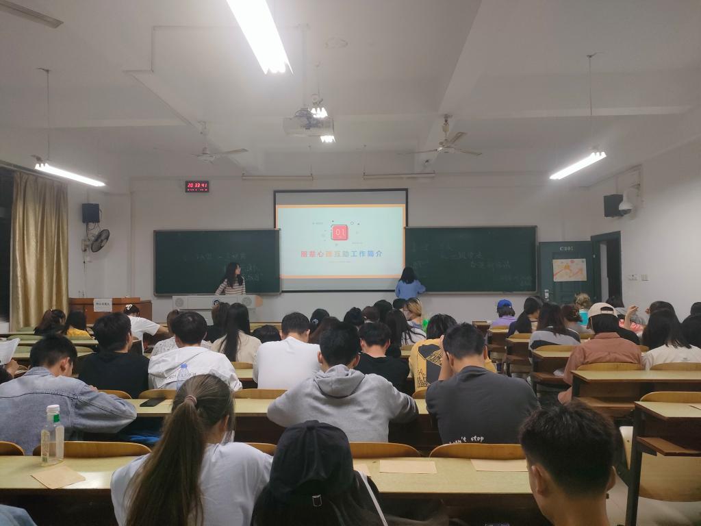 365英国上市公司