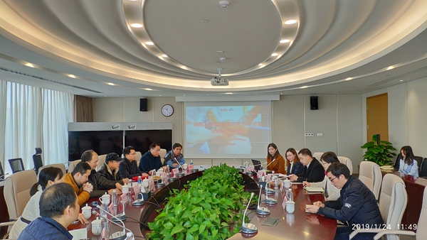 365英国上市公司