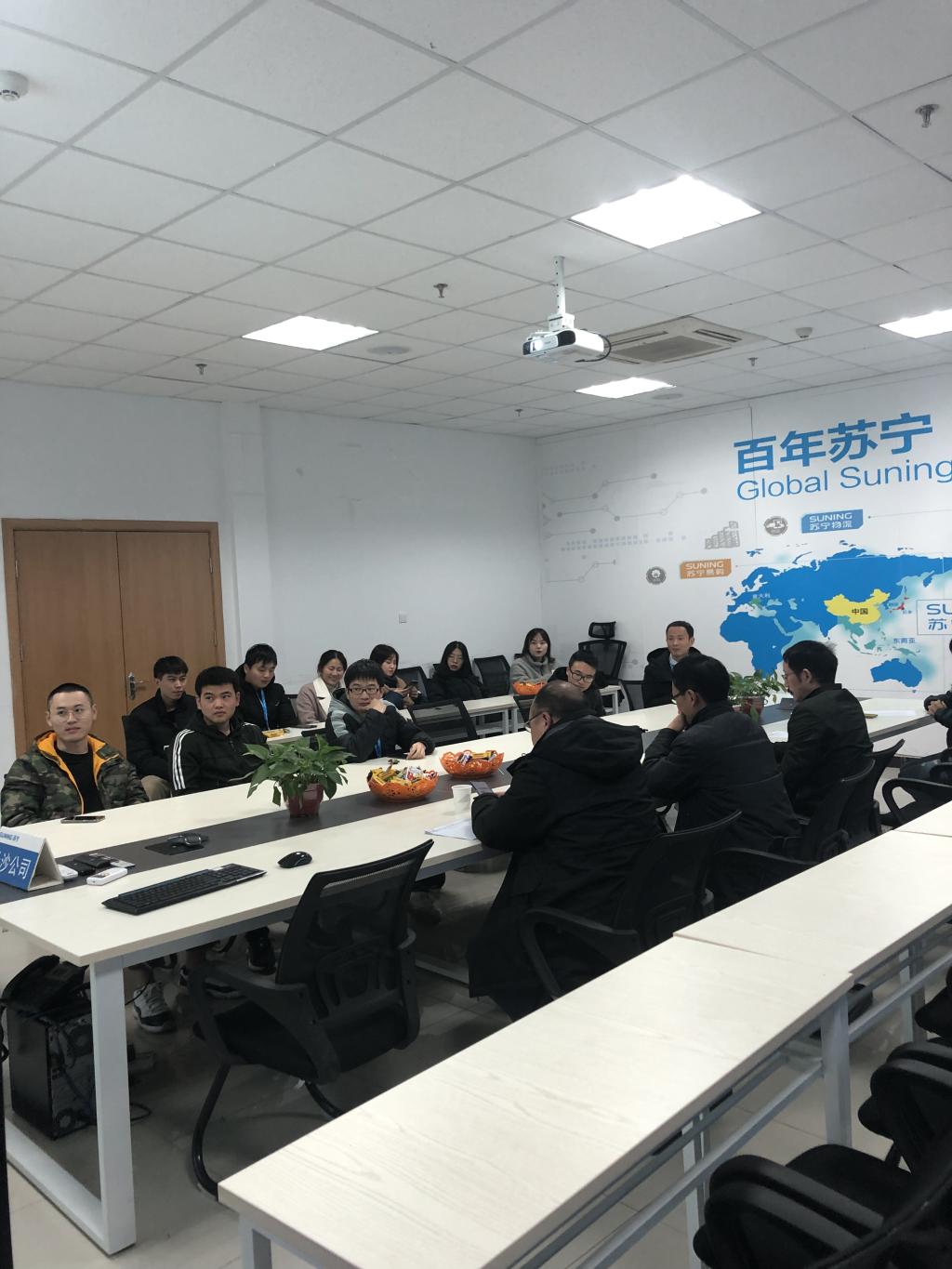 365英国上市公司