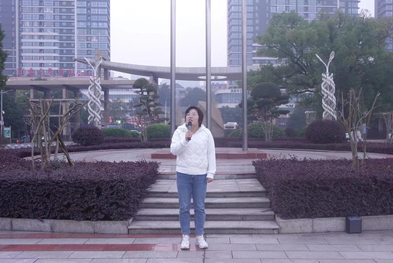 365英国上市公司