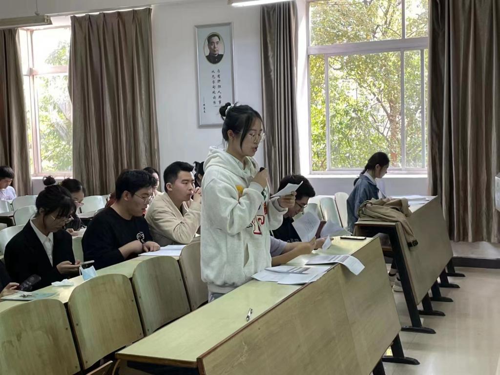 365英国上市公司