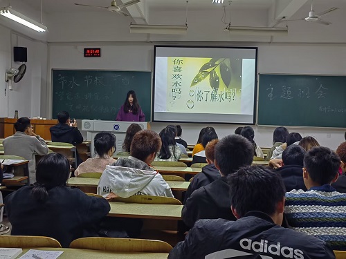 365英国上市公司