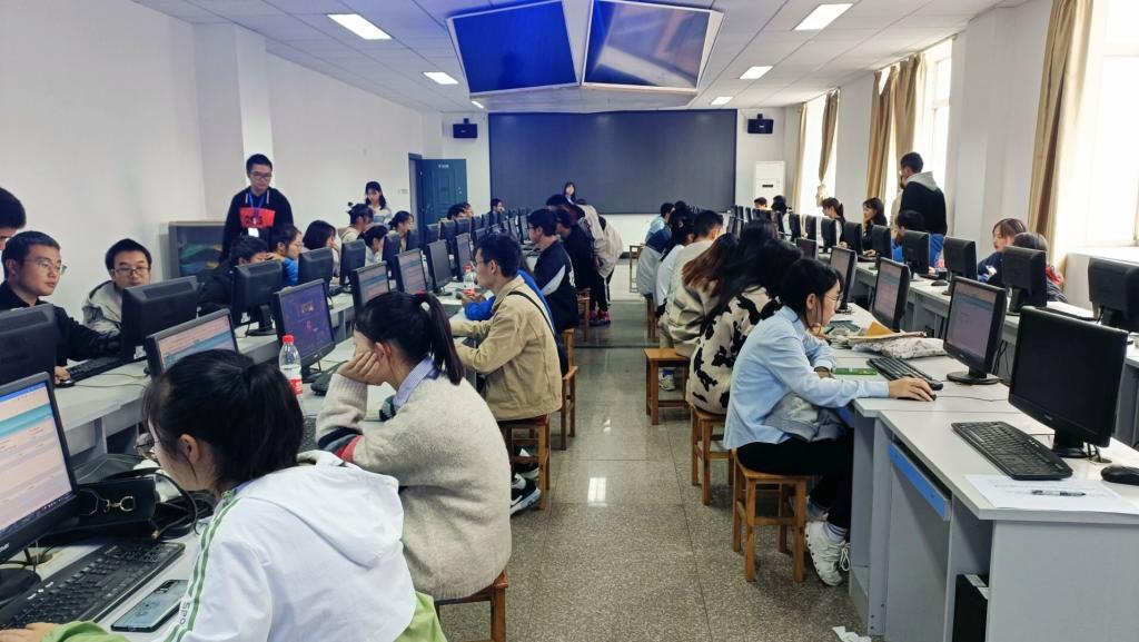 365英国上市公司