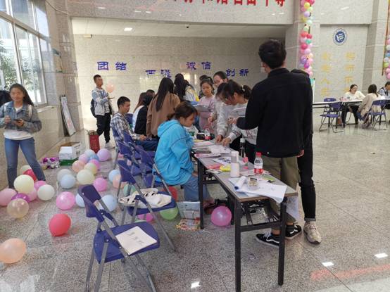 365英国上市公司