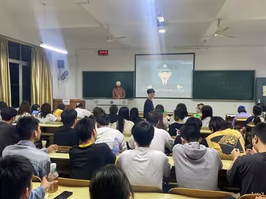 365英国上市公司