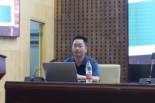 365英国上市公司