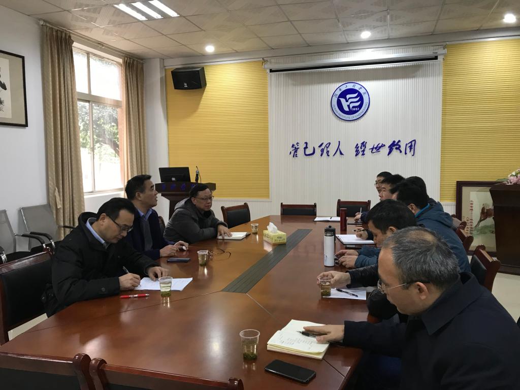 365英国上市公司