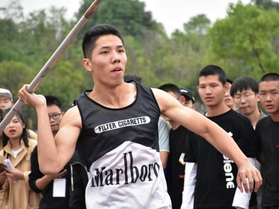 365英国上市公司