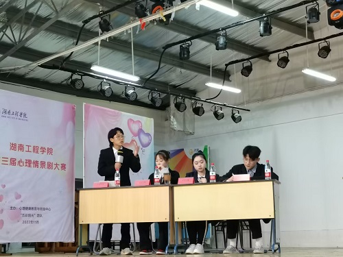 365英国上市公司