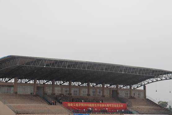 365英国上市公司