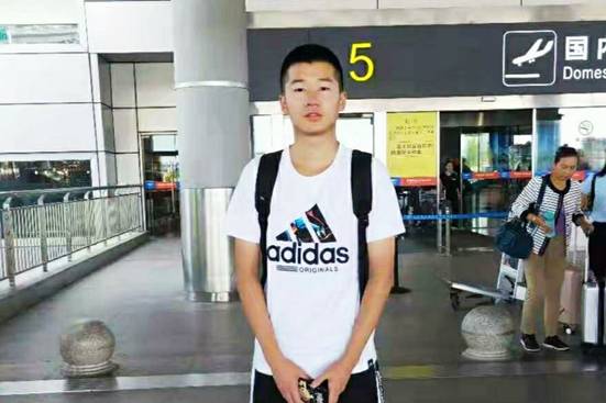 365英国上市公司